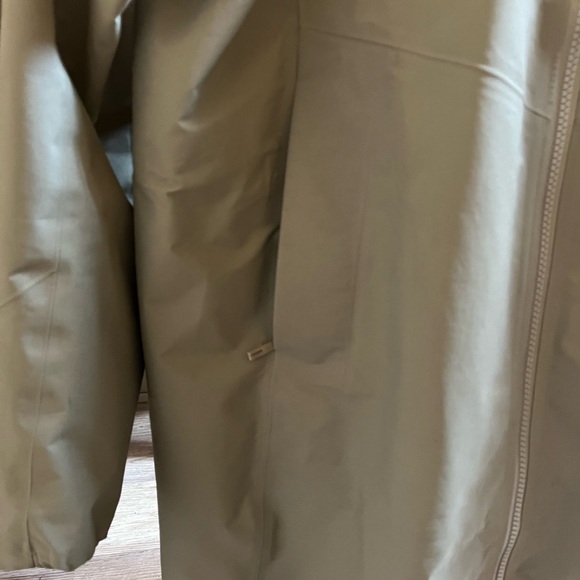 Arcteryx Salal Jacket Women’s - Small - Like New! - Picture 11 of 11